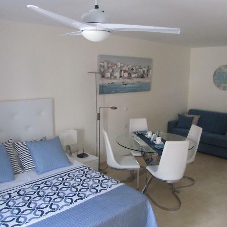 Los Cristianos Studio, Modern, Spacious, Pool,Wifi Arona  Exterior photo